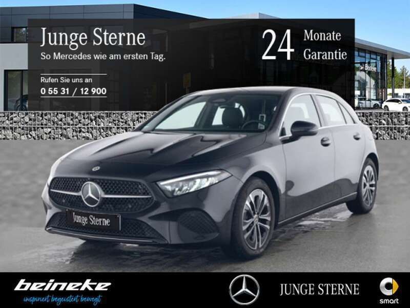 Schwarz Gebraucht 2024 Mercedes A180 Progressive Limousine | 29.450 € (Fairer Preis) - Bild 1/4