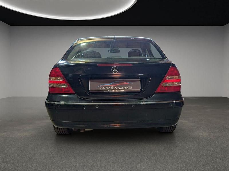 Gebraucht Mercedes C240 170 PS (125 kW) 2003 Obsidianschwarz  metalliclack Limousine