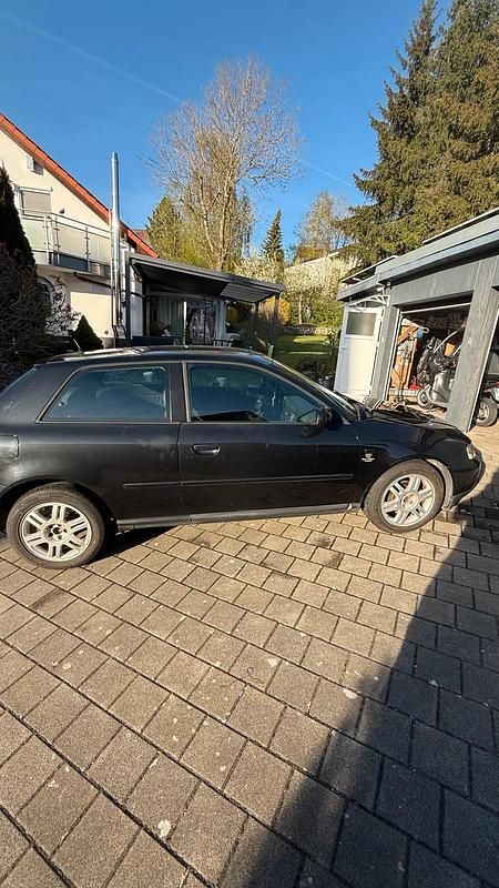 Second-hand Audi A3 102 CP (75 kW) 2003 Hatchback