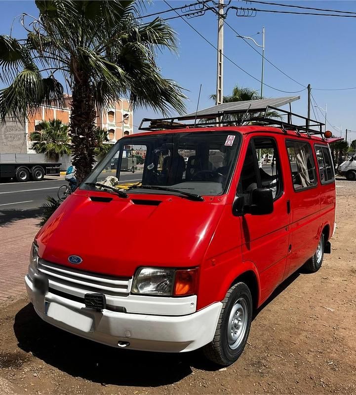 Usata Ford Transit 52 CV (38 kW) 1989 Rosso Monovolume