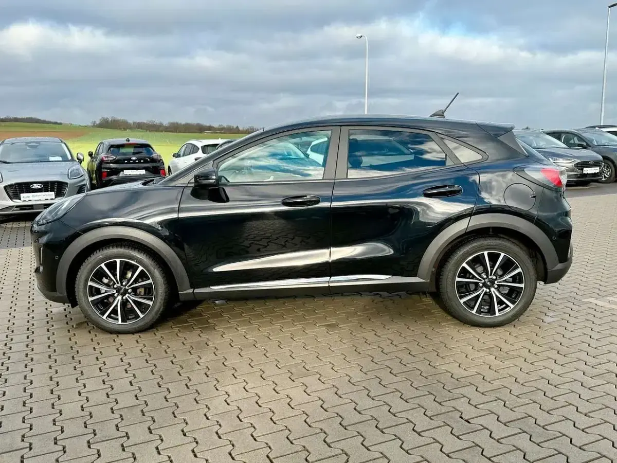 Gebraucht Ford Puma Titanium 125 PS (91 kW) 2021 Schwarz SUV