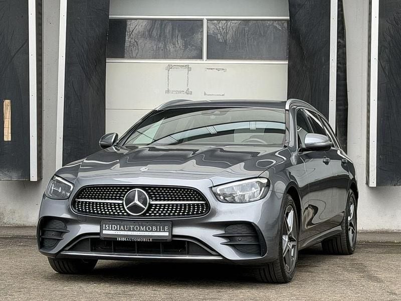 Gebraucht Mercedes E300 Premium 194 PS (142 kW) 2022 Grau Limousine