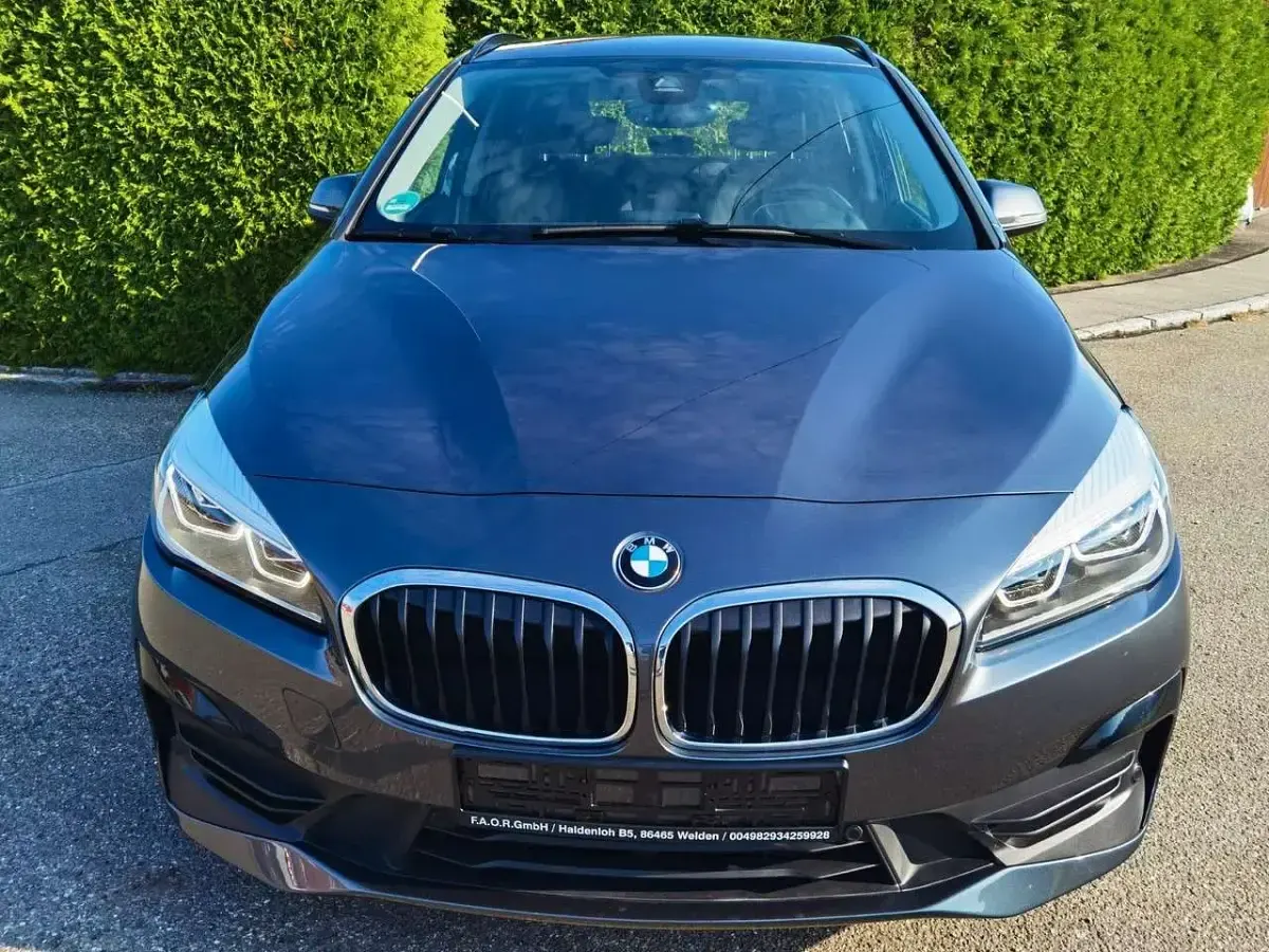 Gebraucht BMW 216 Active Tourer Advantage 116 PS (85 kW) 2019 Mineralgrau metallic Van / Kleinbus