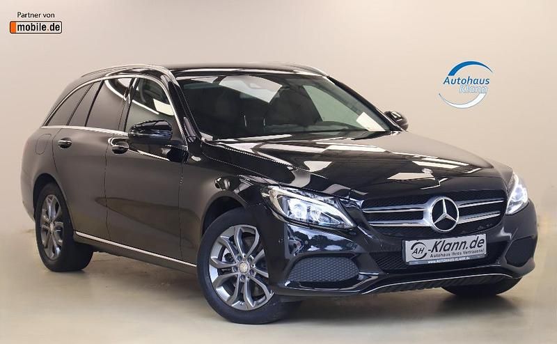 Schwarz Gebraucht 2015 Mercedes C250 Avantgarde Kombi | 19.999 € (Etwas zu teuer) - Bild 1/4
