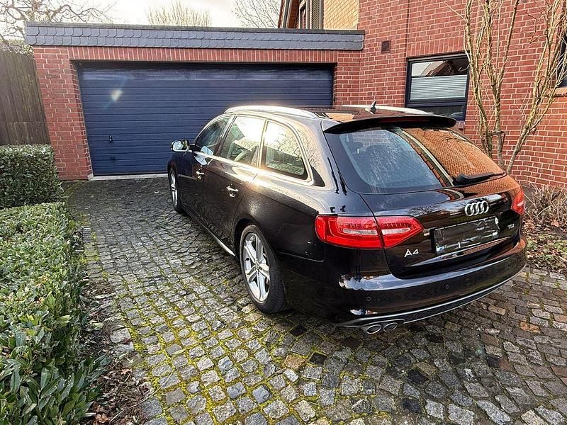 Gebraucht Audi A4 S-Line 150 PS (110 kW) 2015 Schwarz Kombi