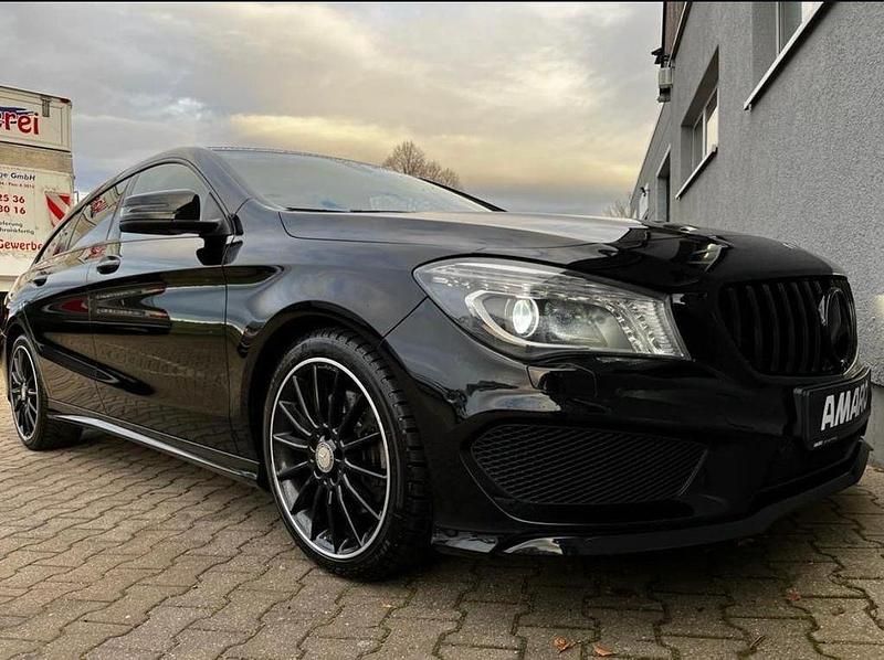 Gebraucht Mercedes CLA250 AMG line 211 PS (155 kW) 2015 Schwarz Limousine