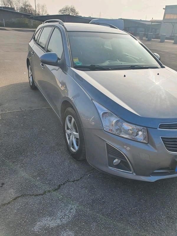 Gebraucht Chevrolet Cruze 131 PS (96 kW) 2012 Grau Kombi