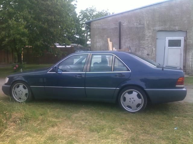 Gebraucht Mercedes S420 279 PS (205 kW) 1994 Blau metallic Limousine