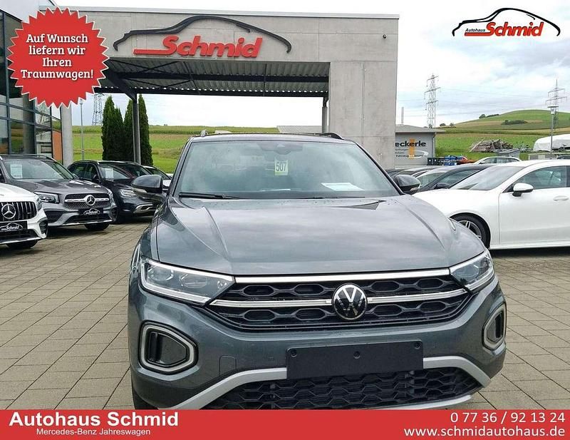 Grau metallic dach schwarz Neu 2025 VW T-Roc Style SUV | 35.290 € (Guter Preis) - Bild 1/4