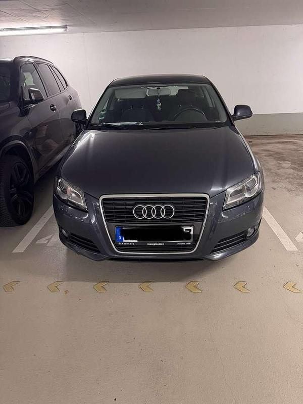 Gebraucht Audi A3 Attraction 102 PS (75 kW) 2009 Grau Kleinwagen