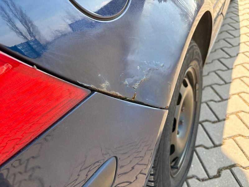 Gebraucht VW Golf IV 75 PS (55 kW) 2003 Blau Kleinwagen