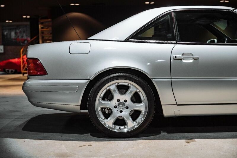 Gebraucht Mercedes SL500 Edition 306 PS (225 kW) 2001 Silber Cabrio