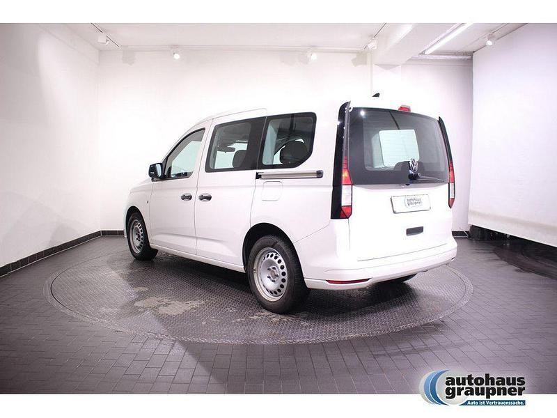 Gebraucht VW Caddy Basis 102 PS (75 kW) 2021 Weiss / candy weiss Van / Kleinbus