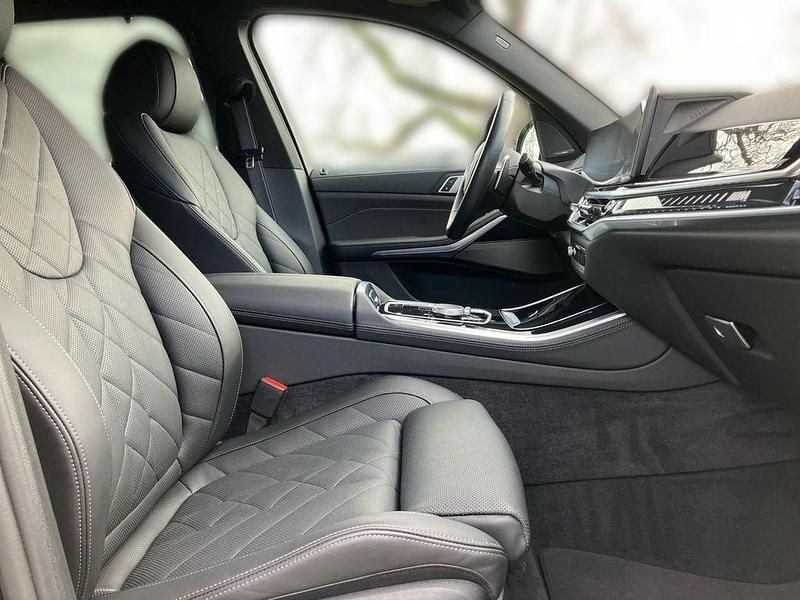 Gebraucht BMW X5 M Sport 530 PS (389 kW) 2024 Schwarz SUV