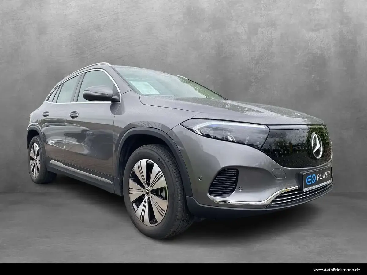 Gebraucht Mercedes EQA250 Progressive 139 kW (190 PS) 2025 lack mountaingrau SUV
