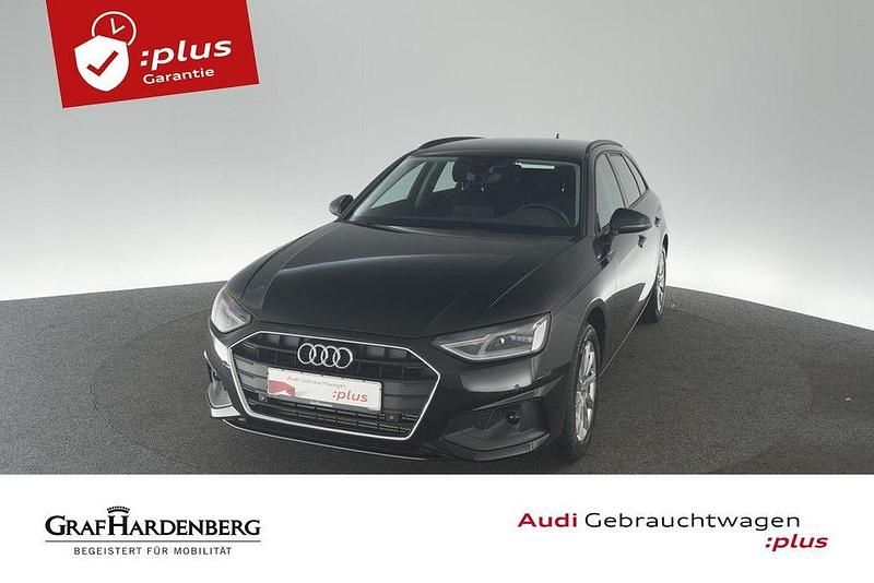 Brillantschwarz Gebraucht 2022 Audi A4 Kombi | 29.530 € (Guter Preis) - Bild 1/4