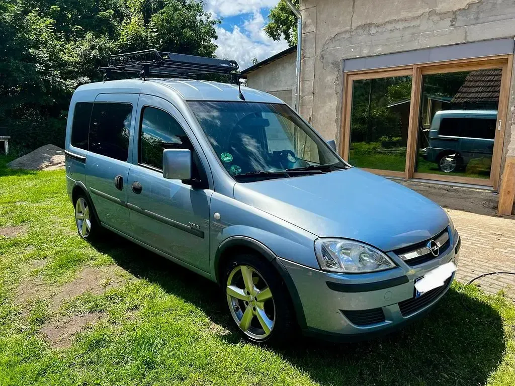 Gebraucht Opel Combo 87 PS (63 kW) 2004 Blau Van / Kleinbus