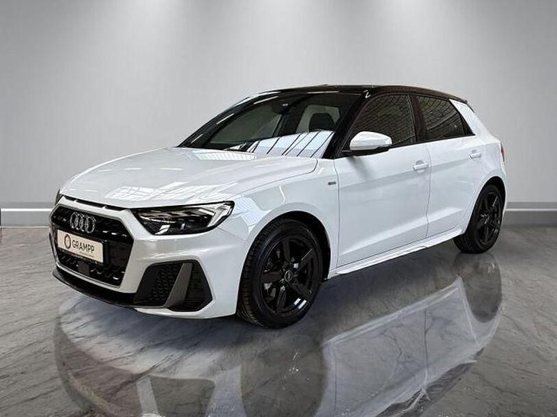 Gebraucht Audi A1 S-Line 150 PS (110 kW) 2024 Gletscherweiß metallic SUV