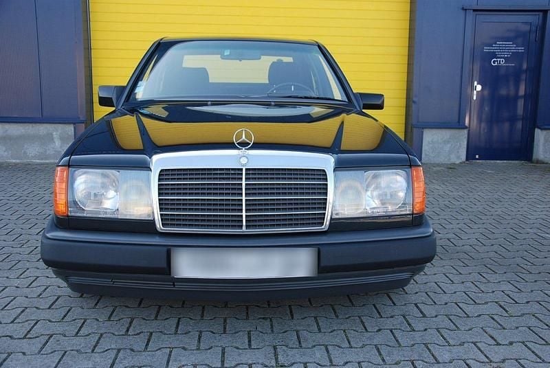Gebraucht Mercedes E260 1989 Limousine