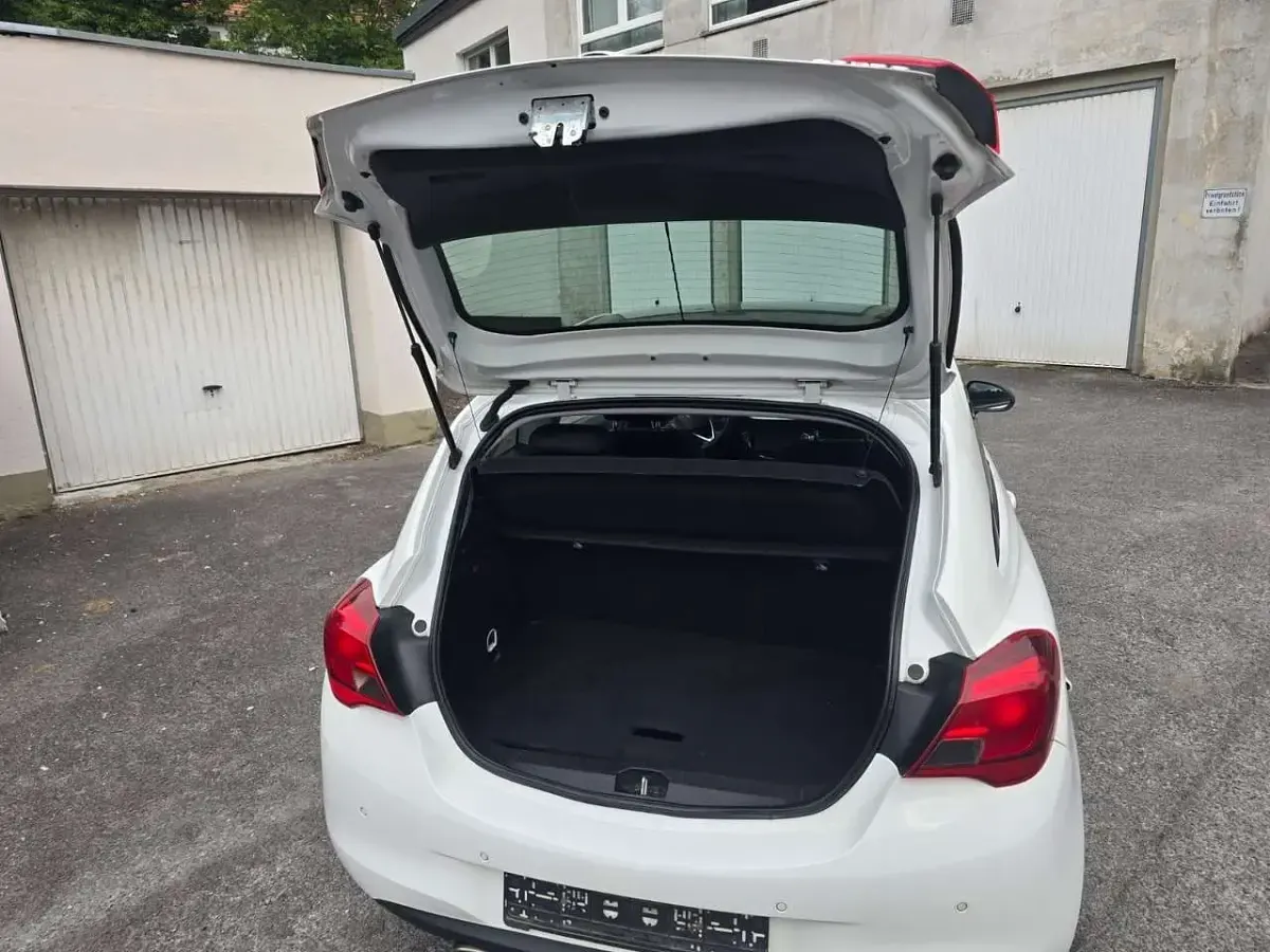 Gebraucht Opel Corsa Selection 101 PS (74 kW) 2015 Kleinwagen