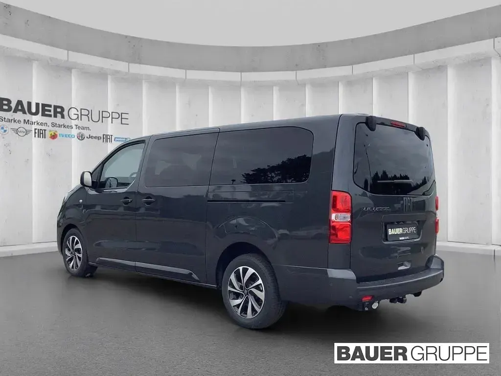 Neu Fiat Ulysse Icon 131 kW (179 PS) 2026 Grau Van / Kleinbus