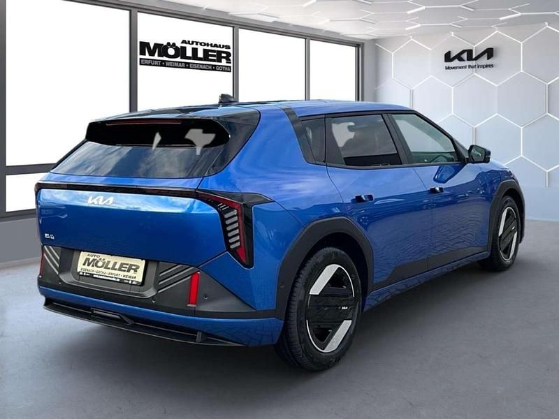 Neu Kia EV4 Earth 150 kW (204 PS) 2026 Blau Limousine