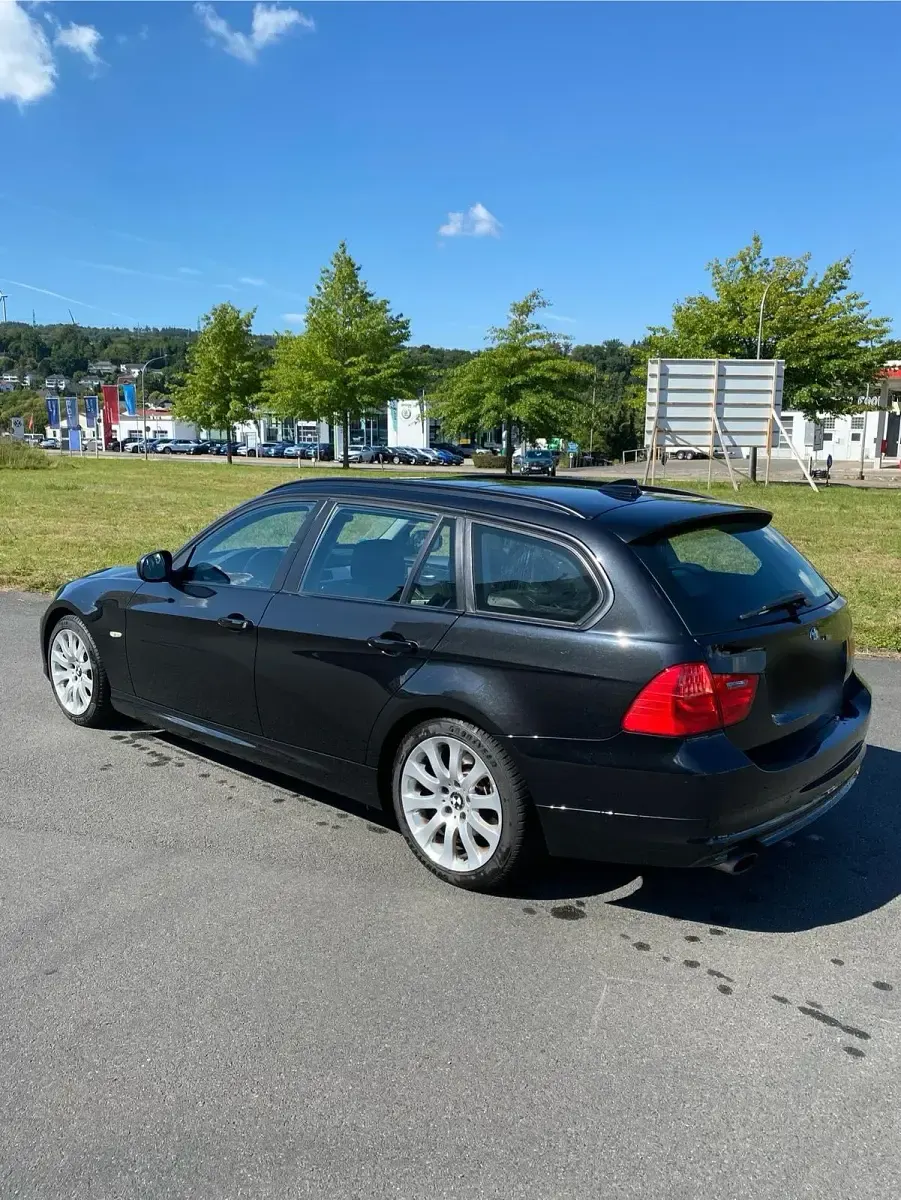 Occasion BMW 320 170 ch (125 kW) 2011 Noir Break