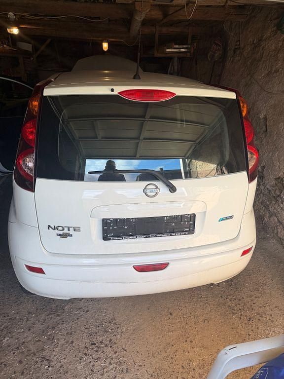 Gebraucht Nissan Note Acenta 88 PS (64 kW) 2009 Weiß Kleinwagen