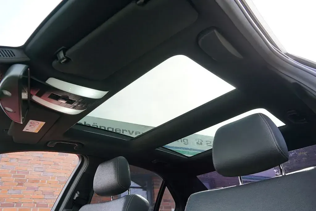 Gebraucht Mercedes E220 AMG line 170 PS (125 kW) 2014 Schwarz Limousine