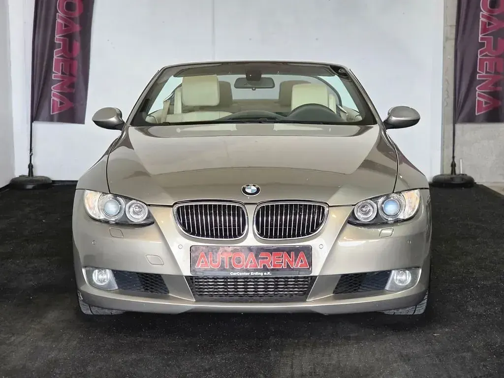 Gebraucht BMW 330 Cabriolet M Sport 231 PS (169 kW) 2007 Gold Cabrio