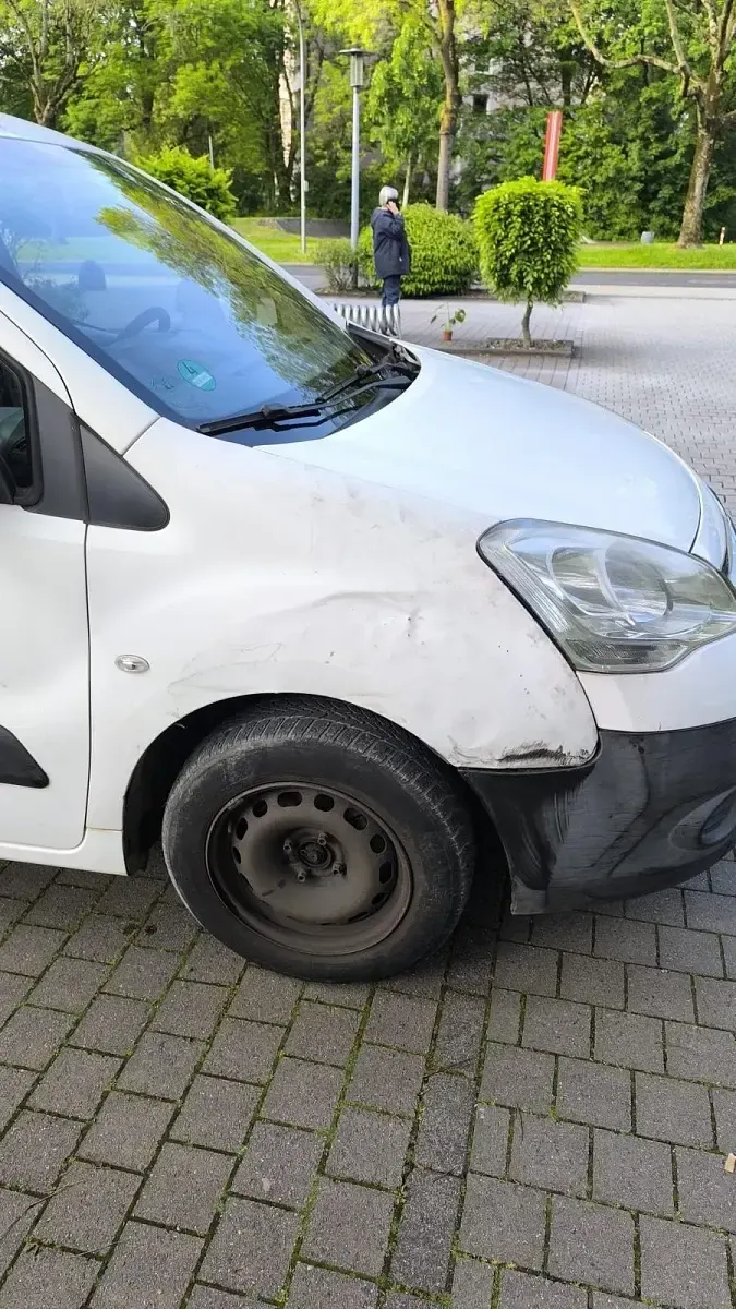 Gebraucht Citroën Berlingo 75 PS (55 kW) 2010 Weiß Van / Kleinbus