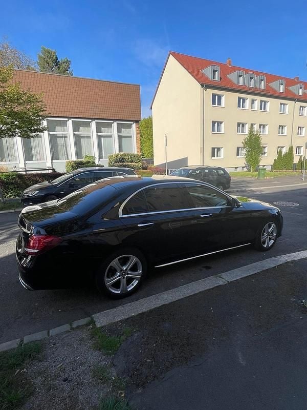 Usata Mercedes E350 286 CV (210 kW) 2017 Nero Berlina
