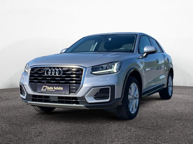 Gebraucht Audi Q2 Design 116 PS (85 kW) 2019 Silber SUV