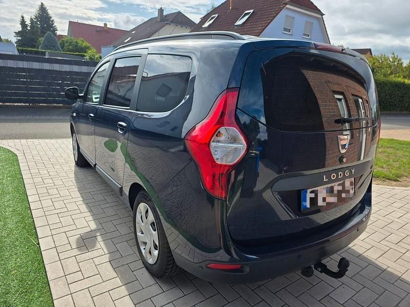 Blau Gebraucht 2012 Dacia Lodgy Van / Kleinbus | 5.500 € (Guter Preis) - Bild 1/4