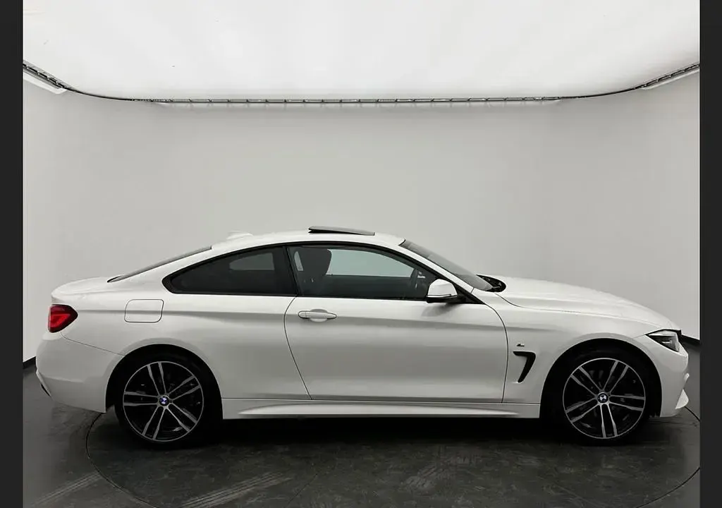 Gebraucht BMW 420 Coupé M Sport 190 PS (139 kW) 2020 Weiß Coupé