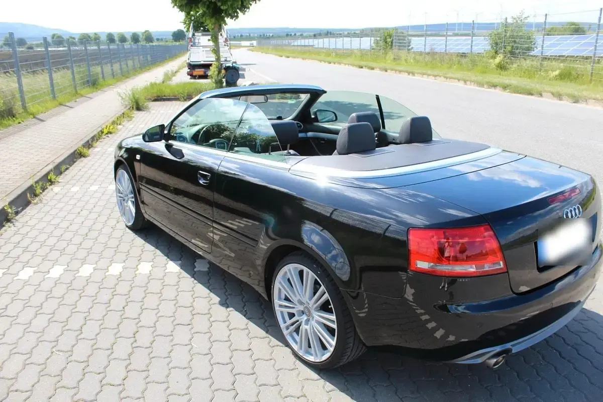 Gebraucht Audi A4 Cabriolet 163 PS (119 kW) 2009 Schwarz Cabrio