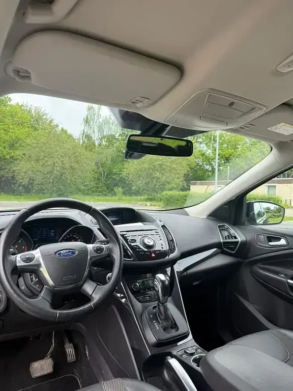 Gebraucht Ford Kuga Titanium 163 PS (119 kW) 2014 Schwarz SUV