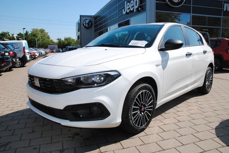 Weiß Neu 2024 Fiat Tipo Limousine | 23.790 € (Etwas zu teuer) - Bild 1/4