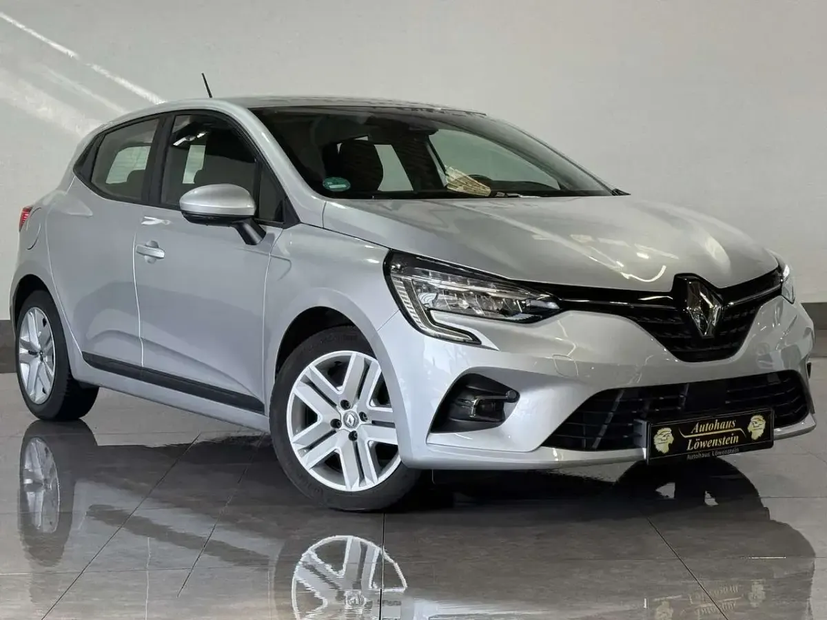 Gebraucht Renault Clio V Business 67 PS (49 kW) 2022 Grau Limousine