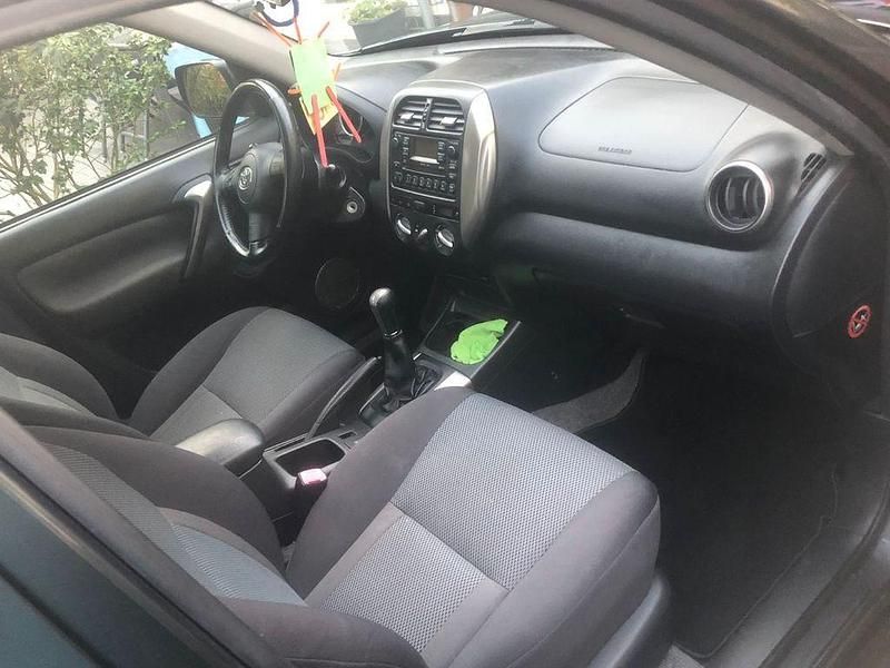 Gebraucht Toyota RAV4 125 PS (91 kW) 2005 Schwarz SUV