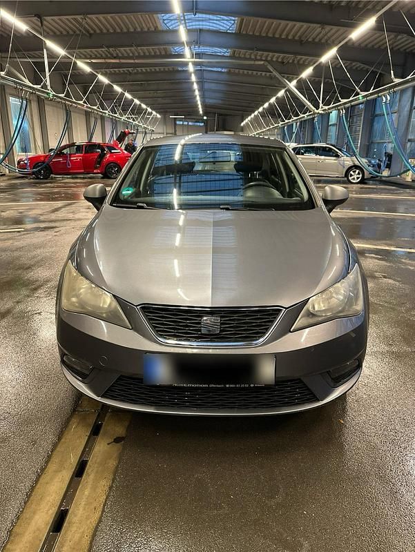 Gebraucht Seat Ibiza 69 PS (50 kW) 2012 Grau Kleinwagen