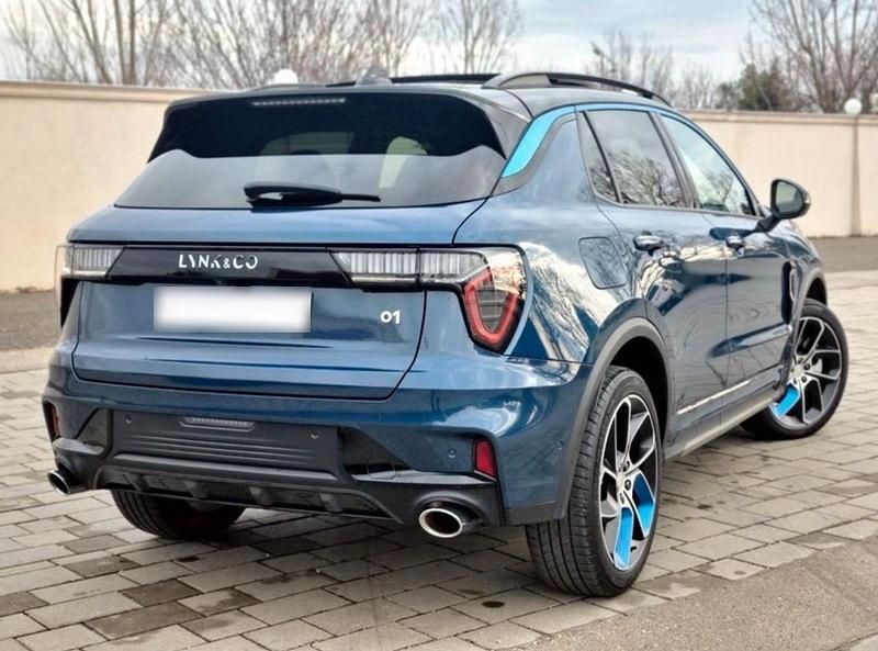 Second-hand Lynk & Co 01 261 CP (191 kW) 2022 Albastru SUV