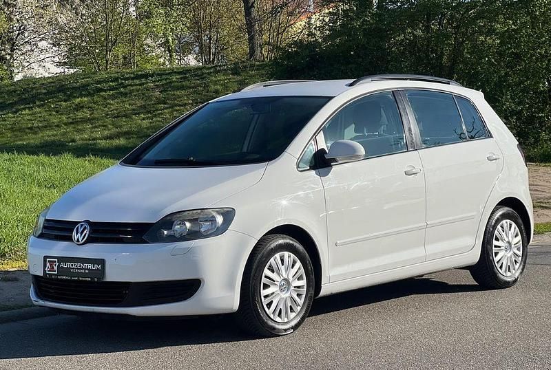 Gebraucht VW Golf Plus Cross 105 PS (77 kW) 2011 Weiß Van / Kleinbus