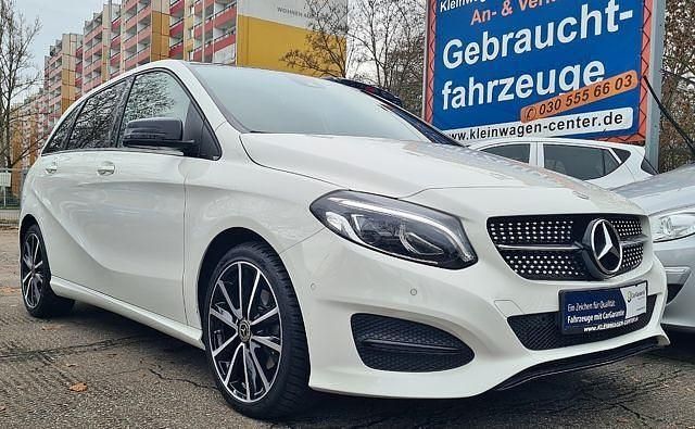 Gebraucht Mercedes B200 Night 156 PS (114 kW) 2018 Calcitweiß Van / Kleinbus
