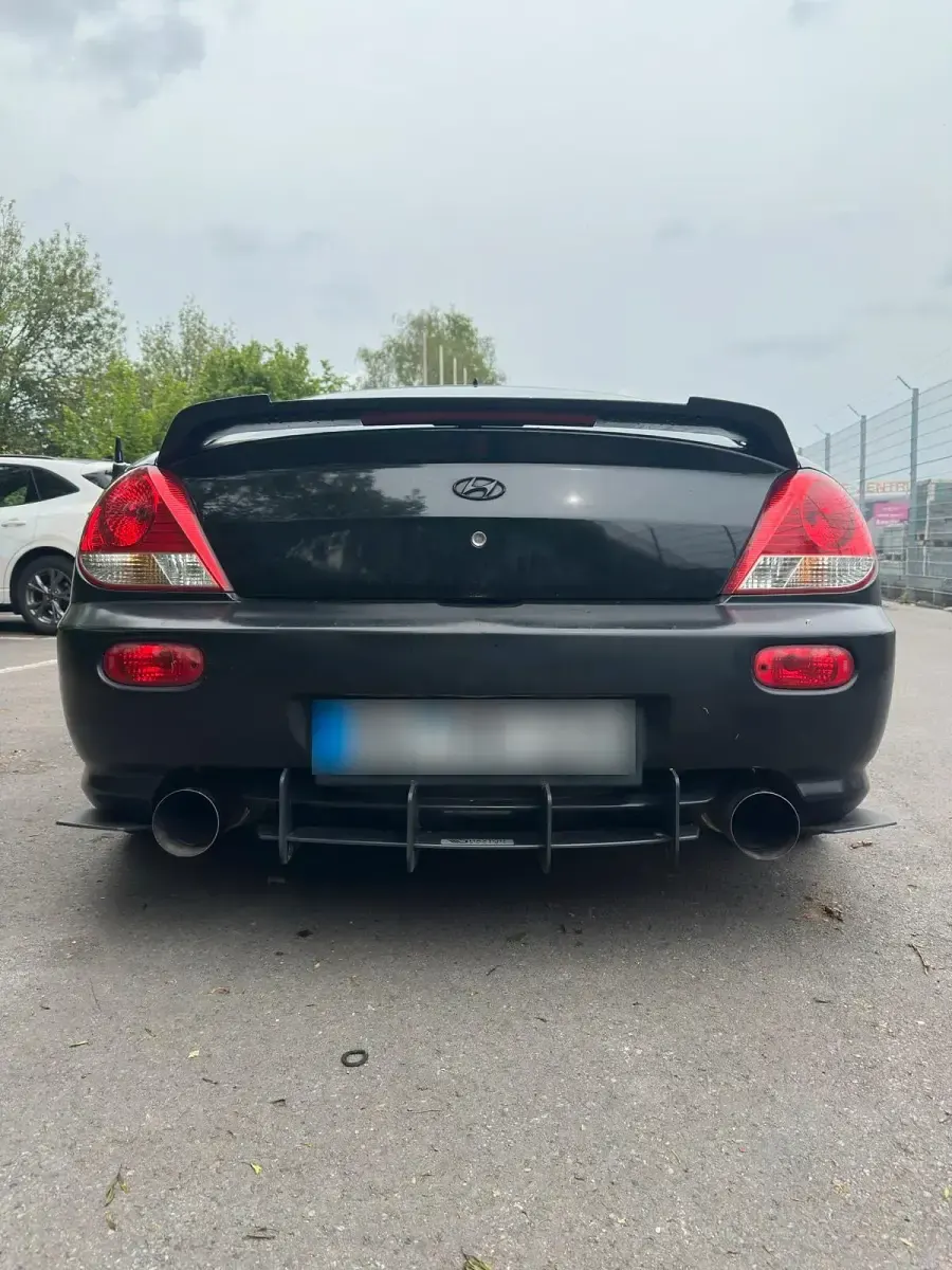 Gebraucht Hyundai Coupé 143 PS (105 kW) 2005 Schwarz Coupé