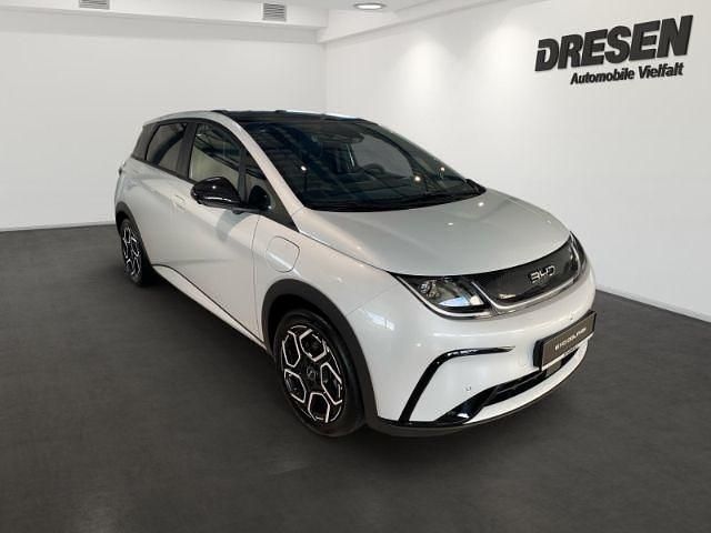 Neu BYD Dolphin Design 150 kW (204 PS) 2026 Weiss Kleinwagen