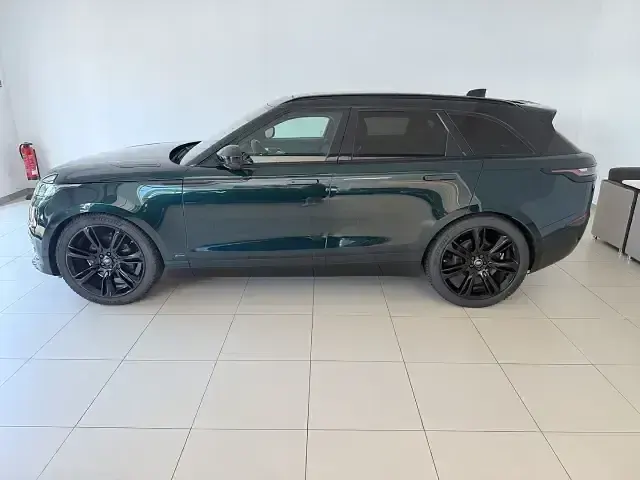 Gebraucht Land Rover Range Rover Velar HSE Dynamic 300 PS (220 kW) 2020 British racing green SUV