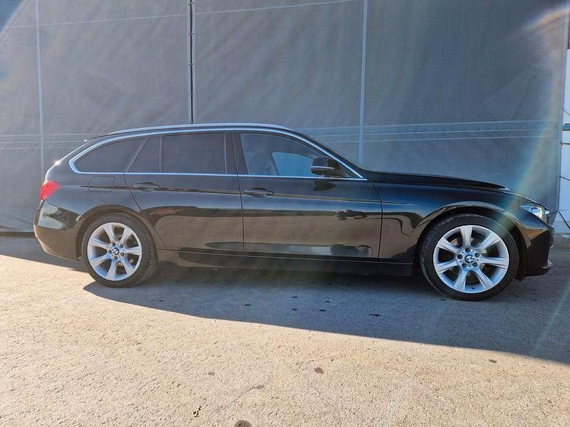 Gebraucht BMW 320 184 PS (135 kW) 2015 Schwarz Kombi