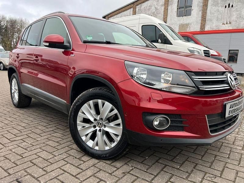 Rot Gebraucht 2013 VW Tiguan S SUV | 11.499 € (Fairer Preis) - Bild 1/4