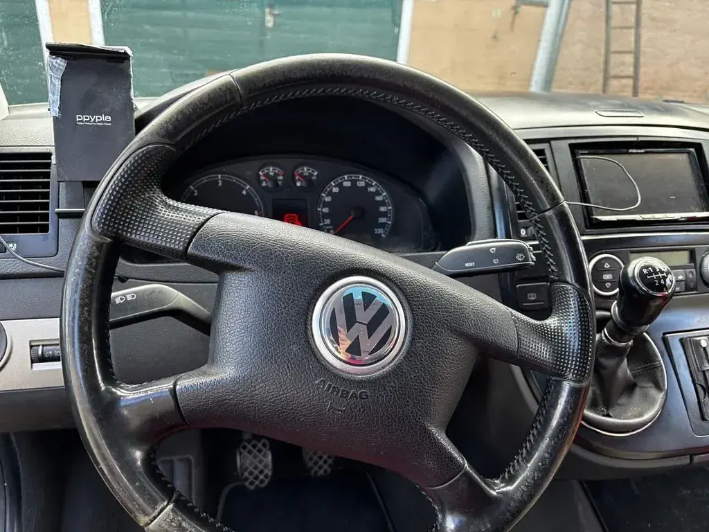 Używany VW T5 174 KM (127 kW) 2006 Czarny Van